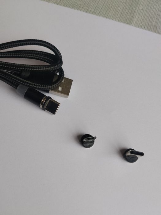 Магнітний кабель зарядки