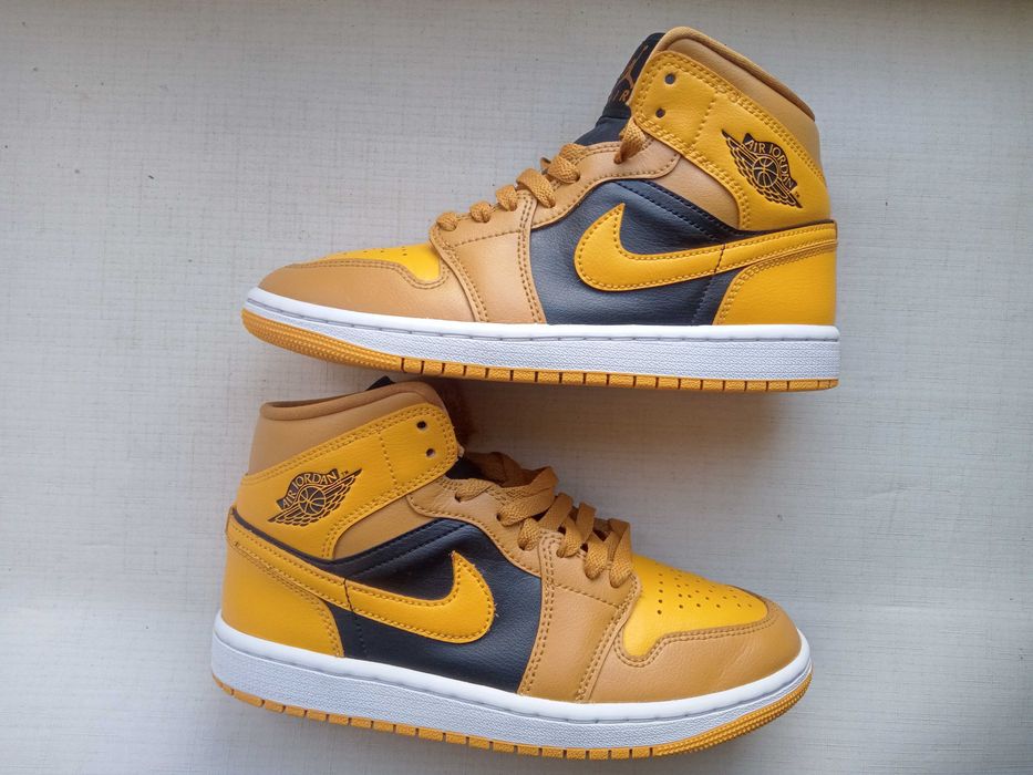 Buty Nike Jordan 1 r 37.5