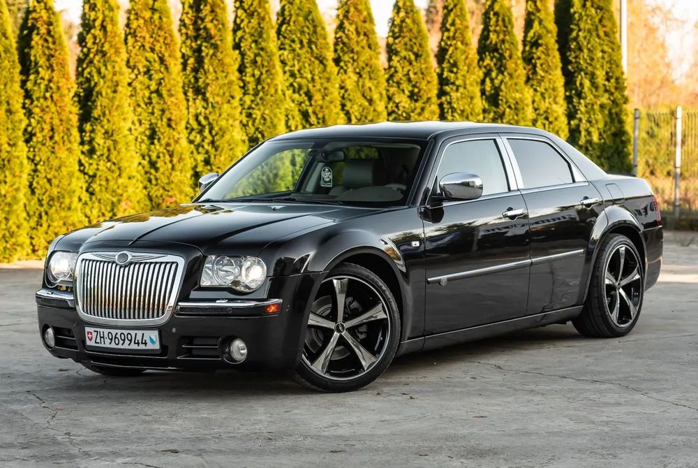 Chrysler 300C 2.7B 177Ps Automat Navi Xenony Skora DVD Kamera Parktronik