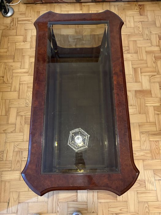 Mesa de sala em vidro