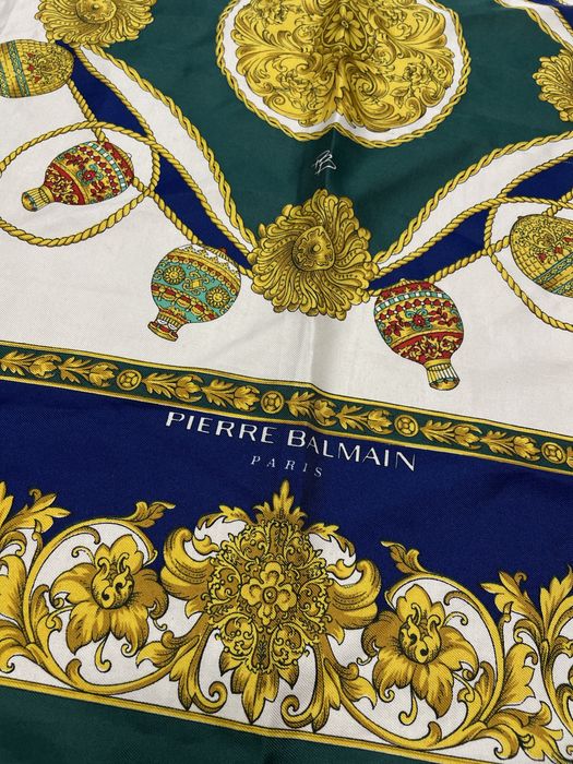 Платок Pierre Balmain