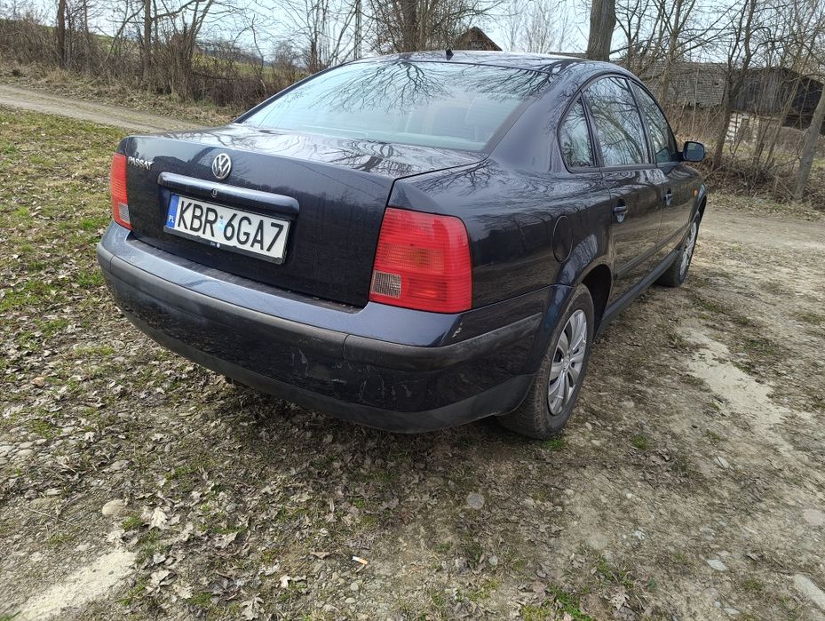 Volkswagen Passat 1.6 benzyna