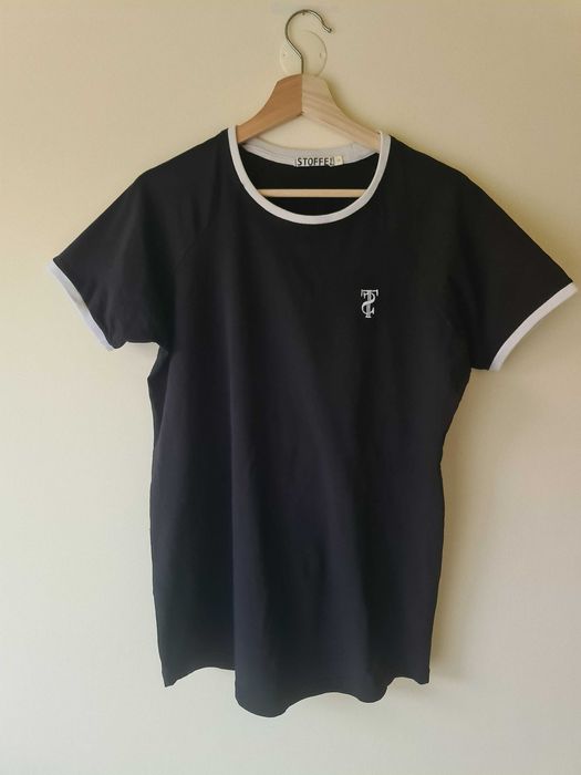 T-Shirt Preta Slim Fit Tamanho M - Black Shirt