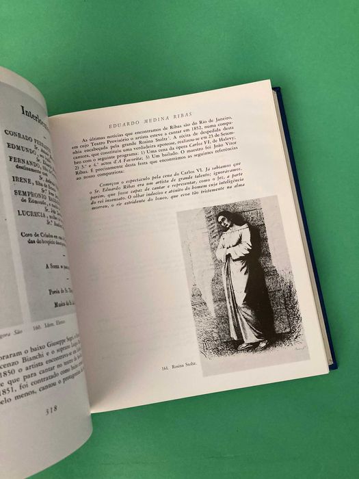 Livro Cantores de Ópera Portugueses I Livraria Bertrand Anos 80