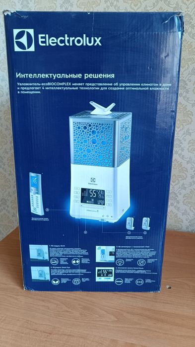 Зволожувач повітря ELECTROLUX