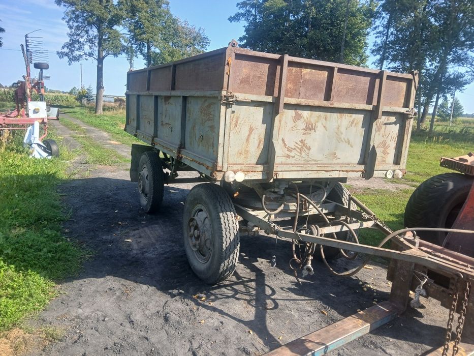 Przyczepa wywrotka na dwie strony