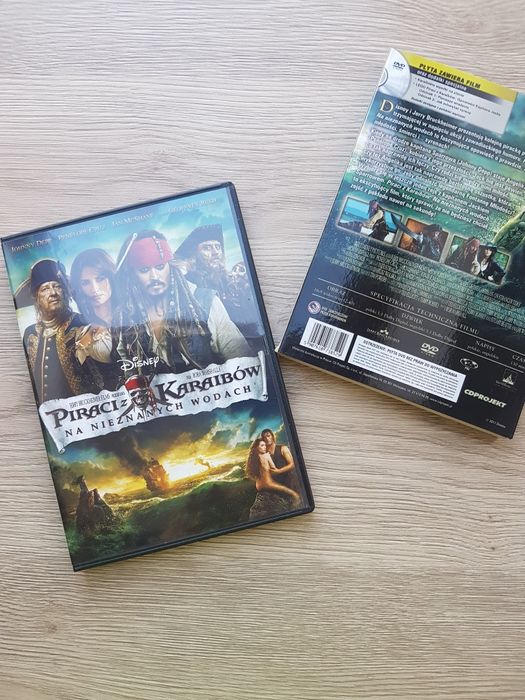 Film dvd Piraci z Karaibów. Na nieznanych wodach.