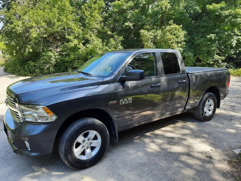 Продам Dodge RAM 1500 2018 г.в.