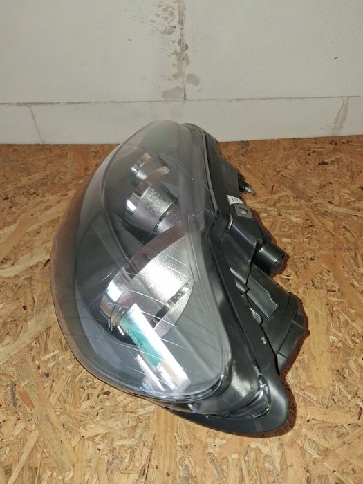 Lampa lewa golf 5