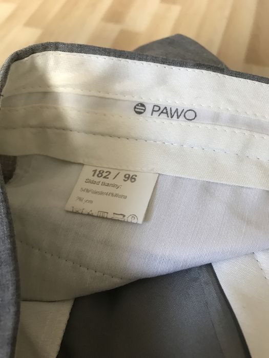 Garnitur    jasno - szary PAWO 182/ 112/96 cm.