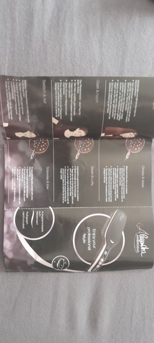 Escova alisadora de cabelo