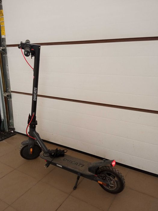 Hulajnoga elektryczna, DUCATI, Pro I Evo, Czarna