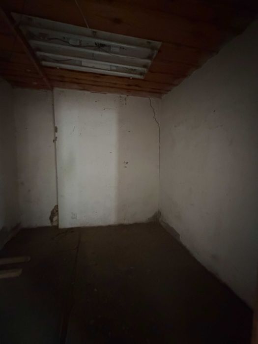 Приміщення під склад в центрі