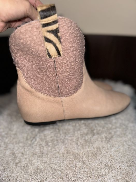 Hego’s Milano beżowe botki skóra naturalna cholewka baranek 41 zebra