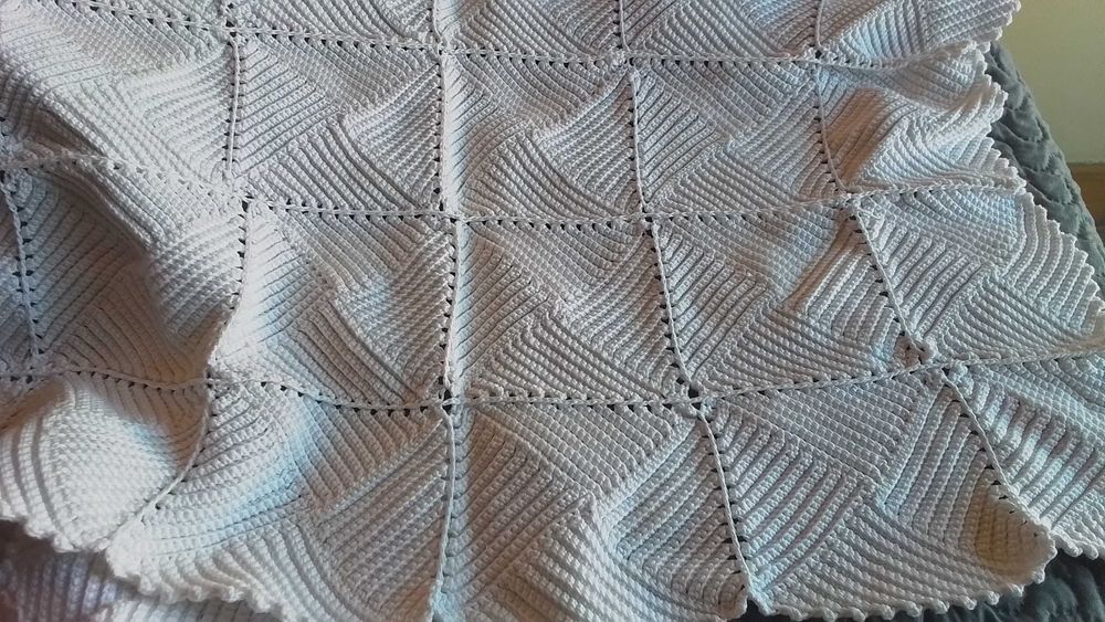 Colchas de crochet para caminha e carrinho de bébé