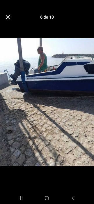 Barco de recreio com motor de 60cv
