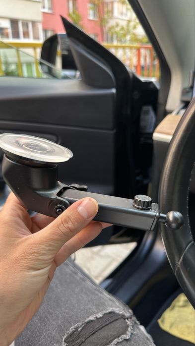 Тримач телефона в авто