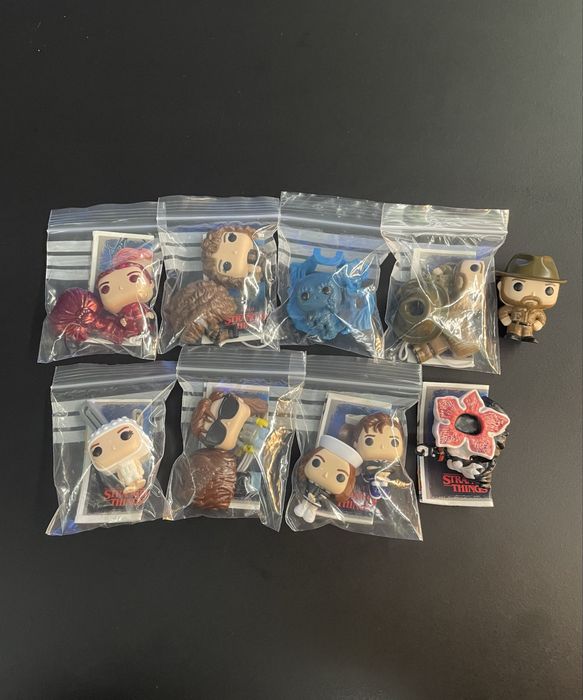 Stranger things kinder joy