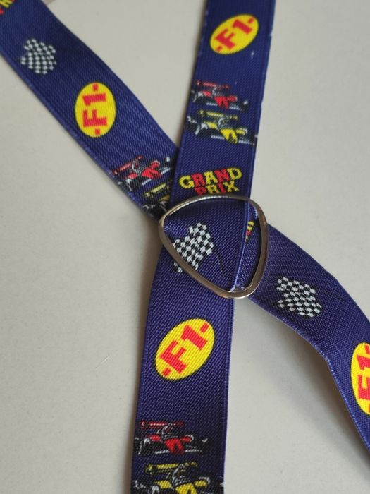 Szelki dzieciece z autkami F1 i napisem GRAND PRIX