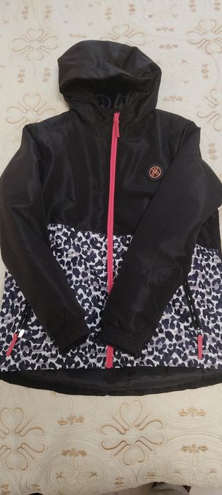 Куртка на девочку