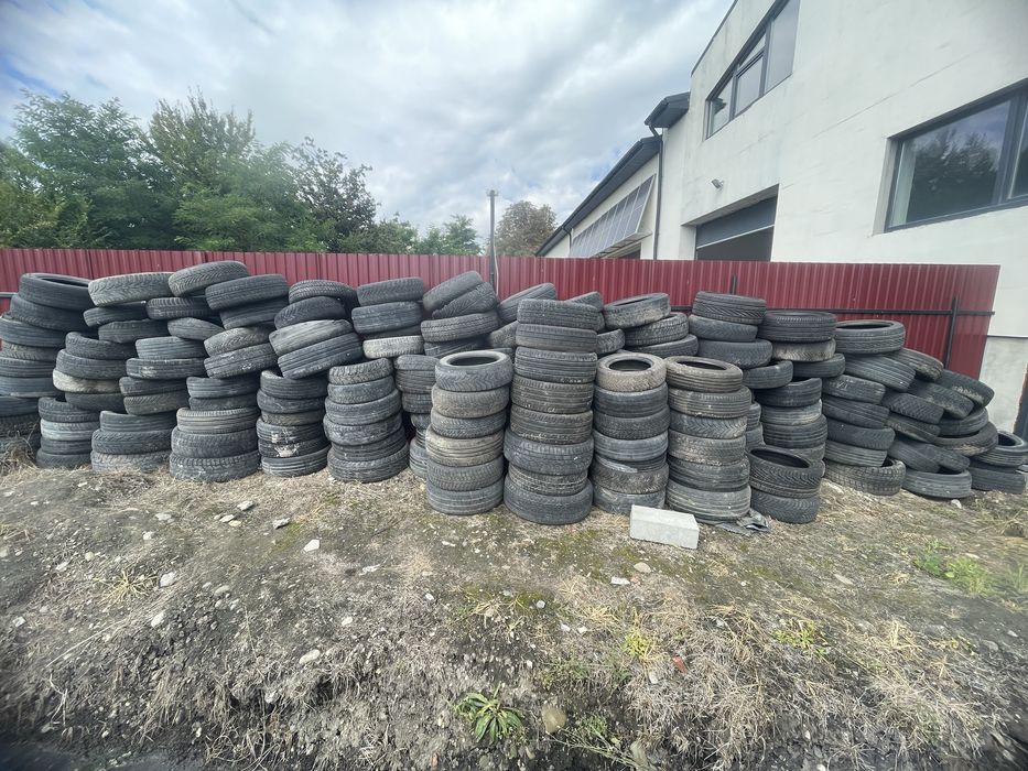 Віддам старі шини