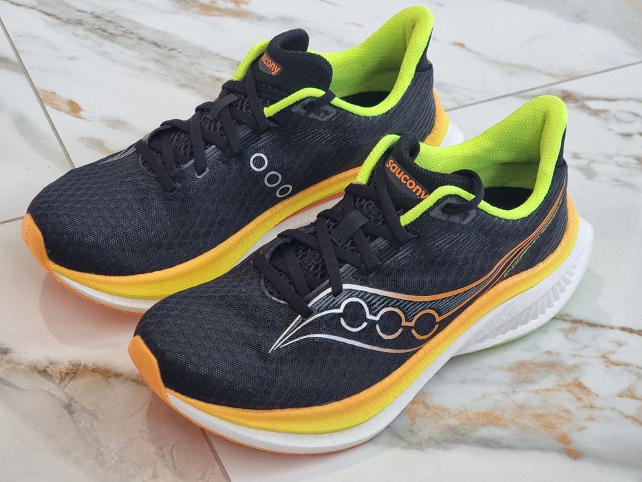 Оригінал 100% чоловічі кросівки Saucony Endorphin speed 5   EUR 42.5