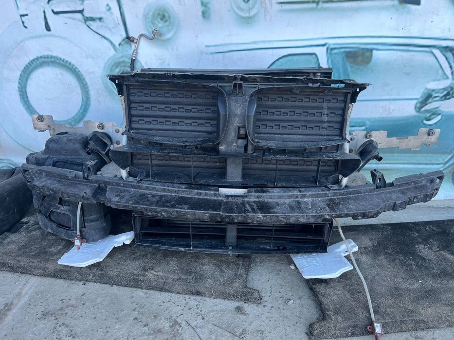 Передня панель телевізор BMW X5 F15 13-18 року