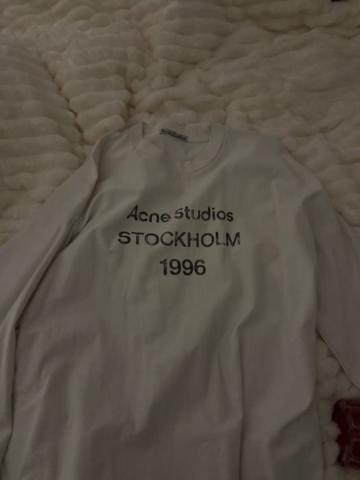 longsleeve acne studios