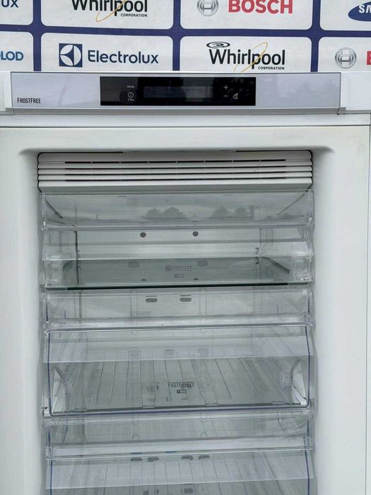 Морозильна камера б/в нова модель Electrolux 185/60/60 Білий No Frost #07963