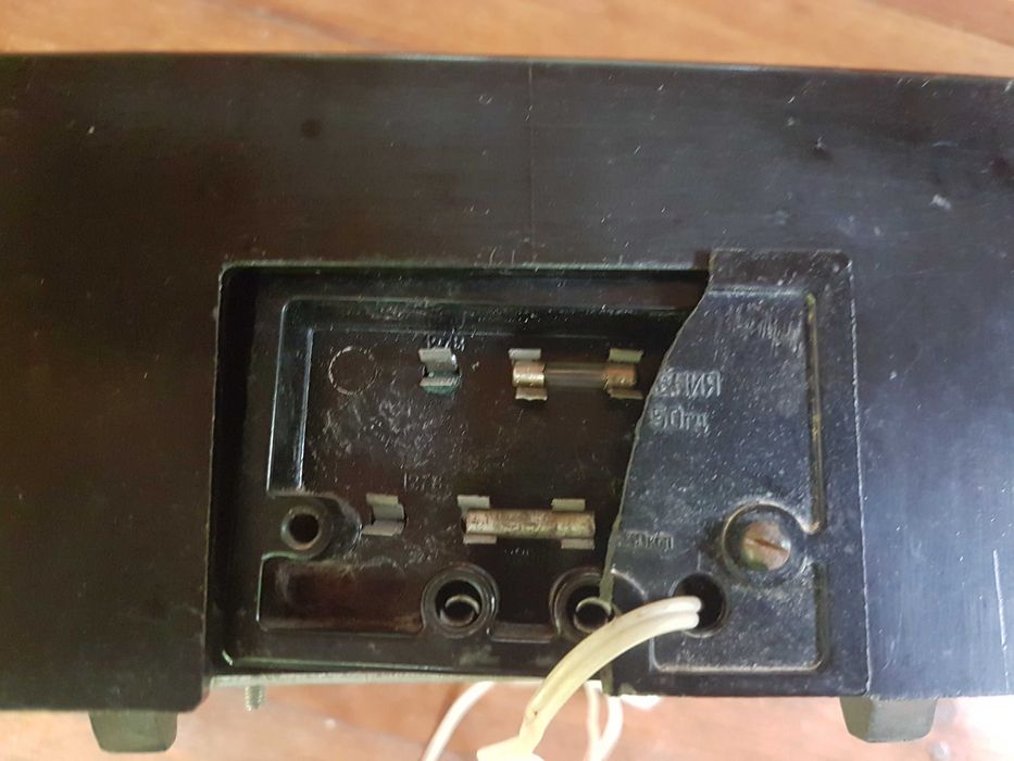 Стабилизатор напряжения Эльбрус, раритет  .