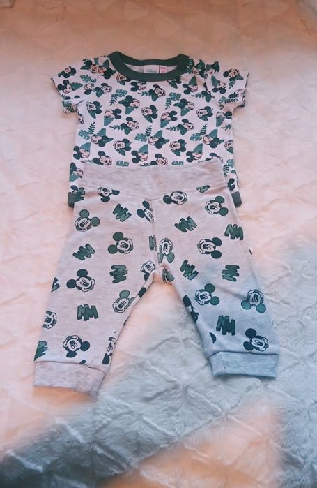 Komplet Disney nowy,Body + 2x Spodenki,rozmiar 62