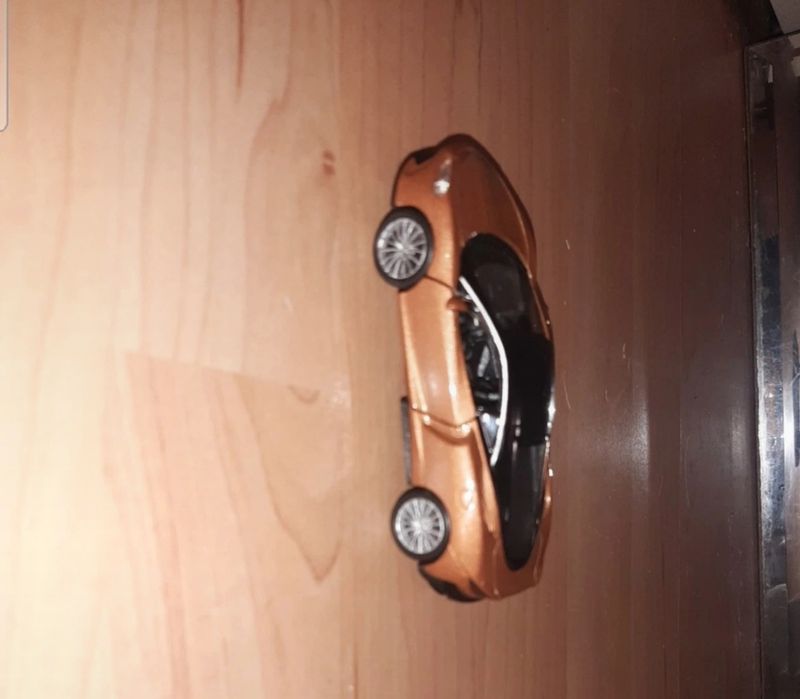 Welly 4 samochodzy  kolekcjonerskich