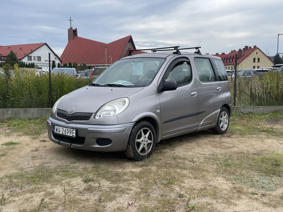 Toyota Yaris Verso
