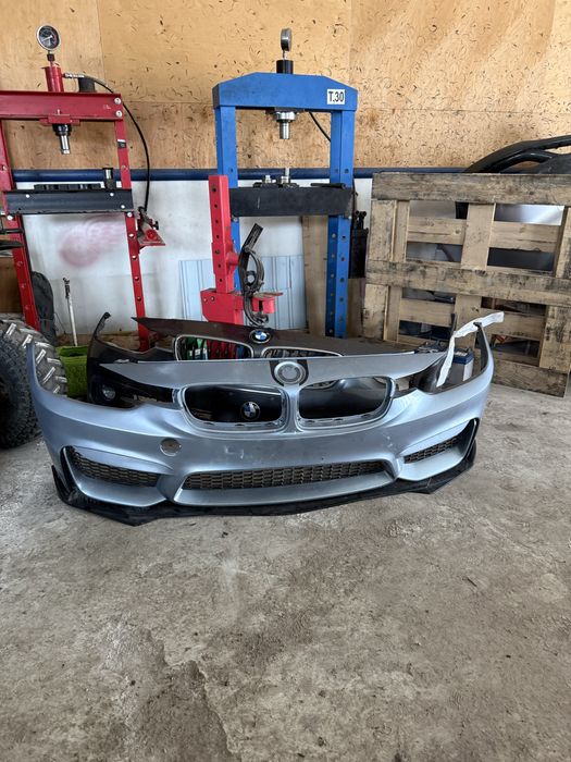 Продам M бампер BMW F30