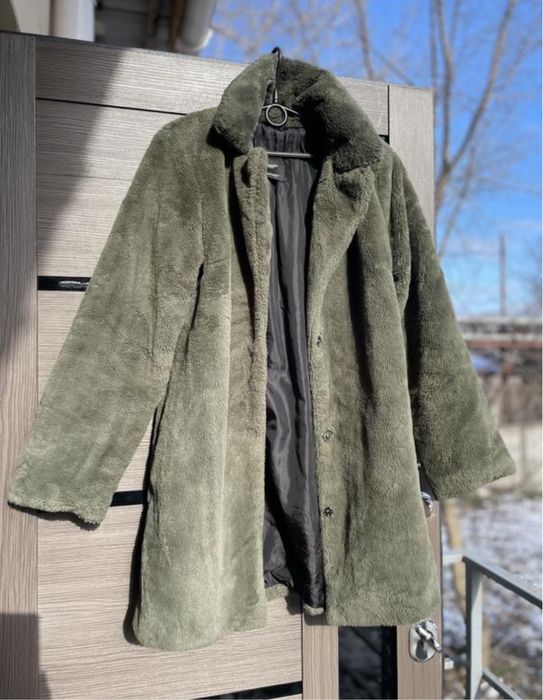 Шуба з штучного хутра mango