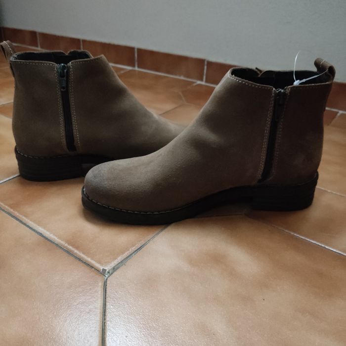 Botas Camurça Novas