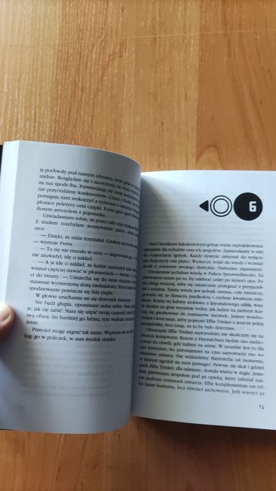 Książka Suzanne Collins "Igrzyska Śmierci"