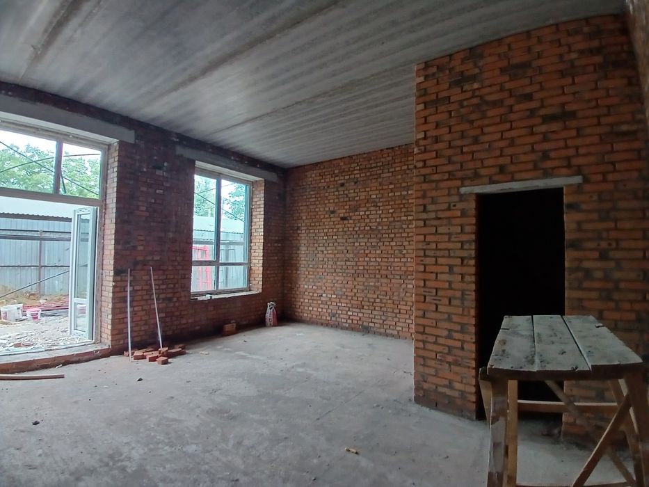 1к с Двориком и возможностью увеличить жилые м2. Локация Школа/Озеро!