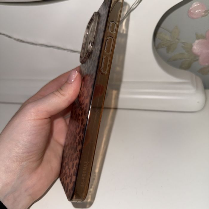 Чохол леопард на iPhone 16 pro max