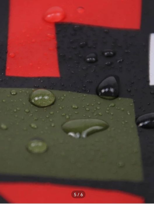 Roupa de cão/Parka impermeável nova