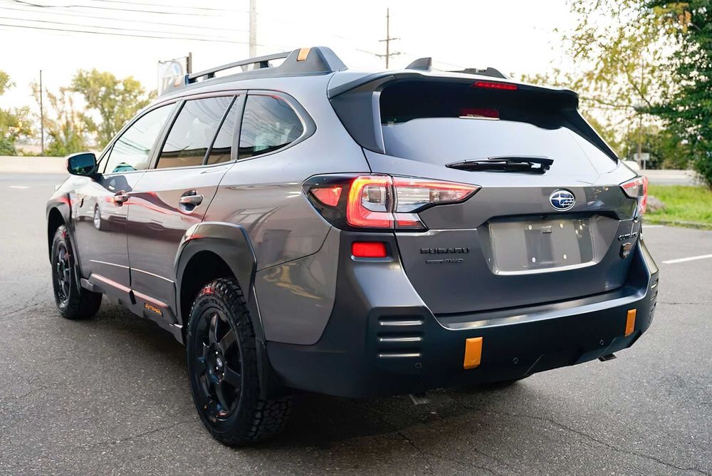 Subaru Outback      2023