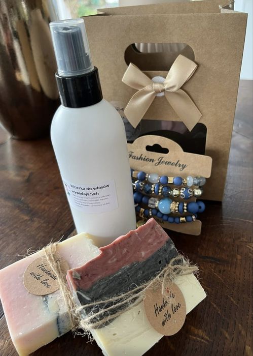 Zestaw swiateczny - kosmetyki naturalne, kremy, mydla