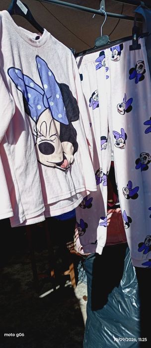 Grande variedade de roupa semi nova Homem e Mulher