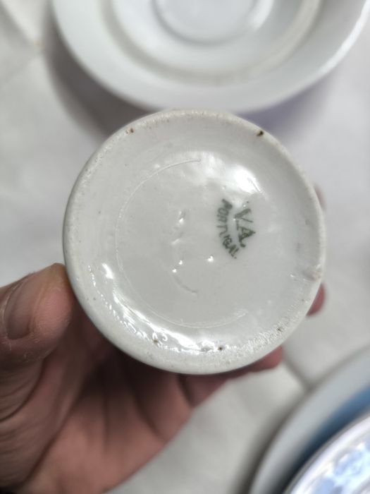 Lamparina de quarto Vista Alegre com aproximadamente 100 anos