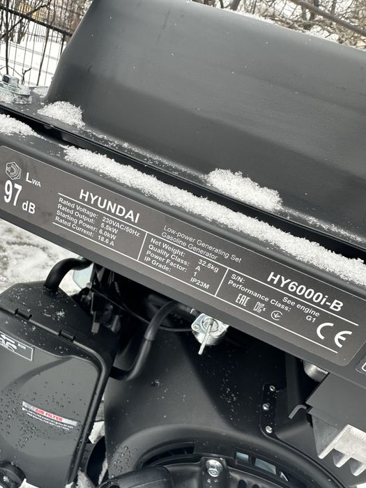 Продается генератор инверторный Hyundai 5-6кв