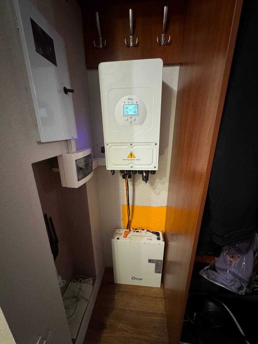 Інвертор DEYE 6 кВт в Запоріжжя та акумулятори