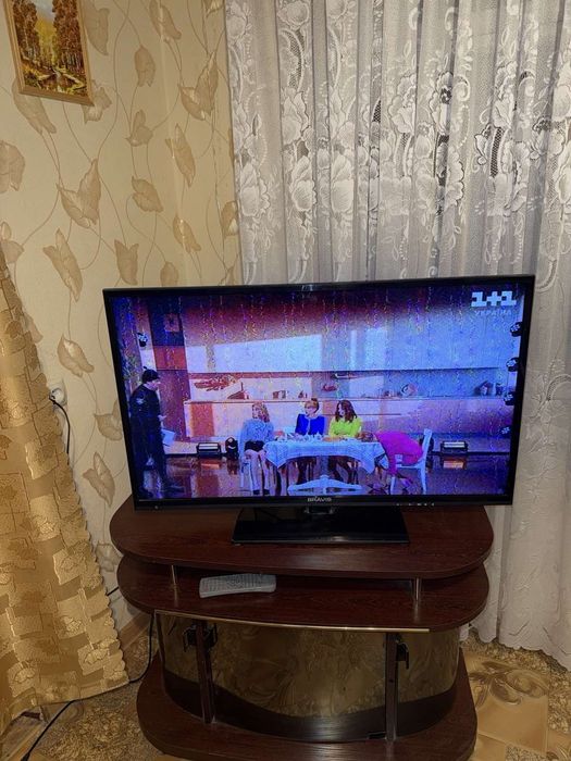 Телевизор BRAVIS