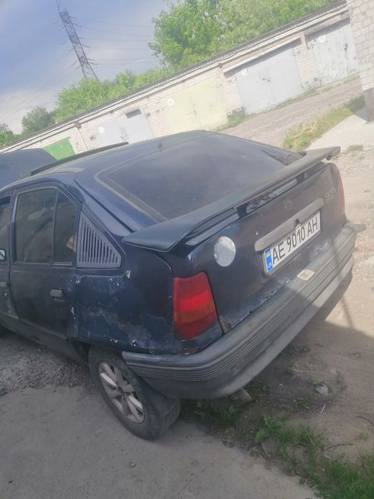 Продам  Опель кадет