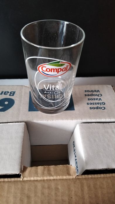 Vários tipos de copos , 5€ cx