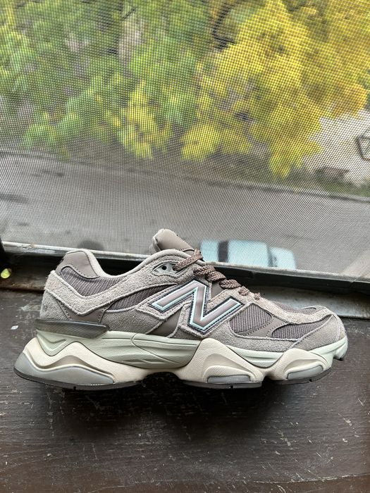 Чоловічі кросівки New Balance 9060 Brown